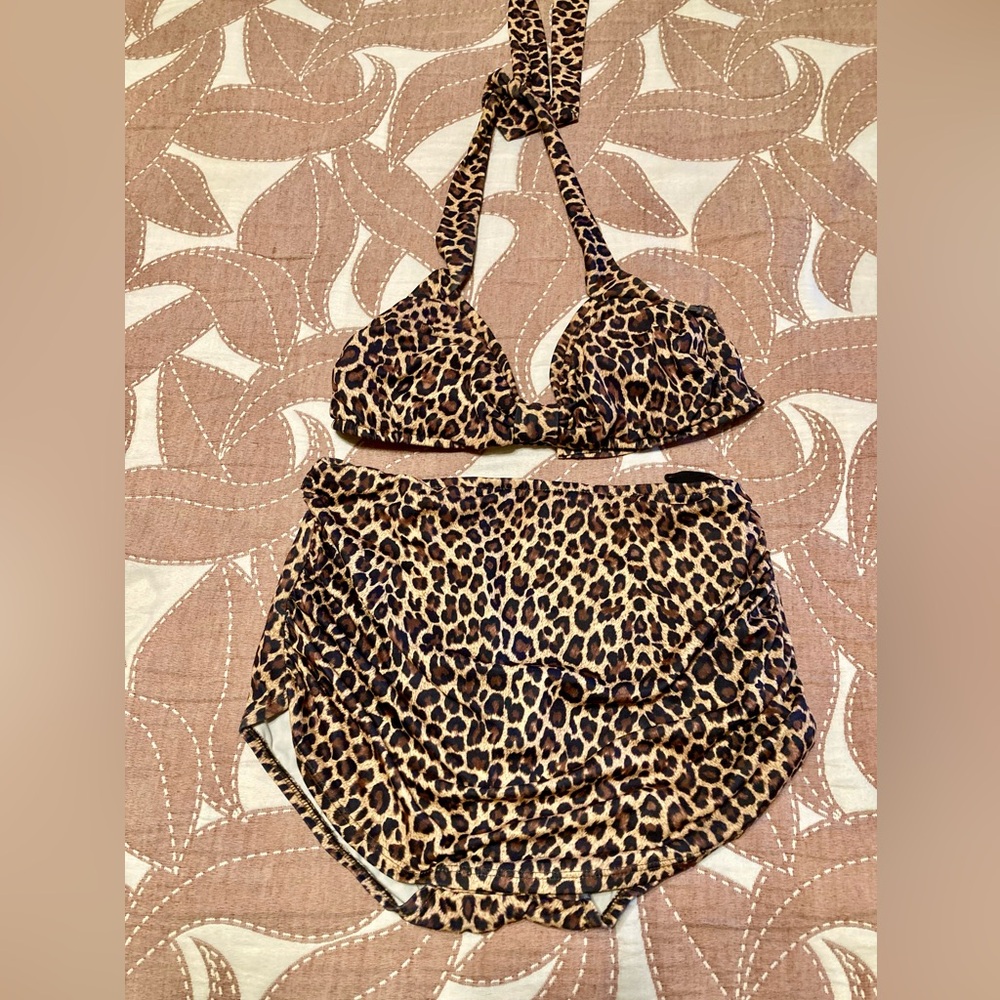 Esther Williams Leopard Print Bikini Set - Halter Top & High-Waist Bottoms